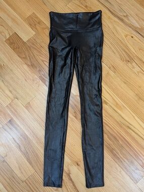 SPANX Spanxshape Faux Leather Black Sculpting Leggings. Small.